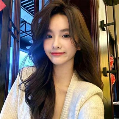 踏浪女人